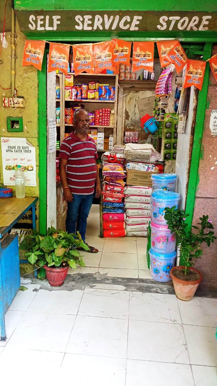 Placing of potted plants in Head Office and Stores of Kendriya Bhandar on 14th November 2024